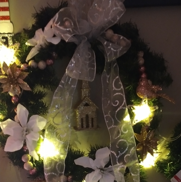 Wreath - Picture 3 of 5